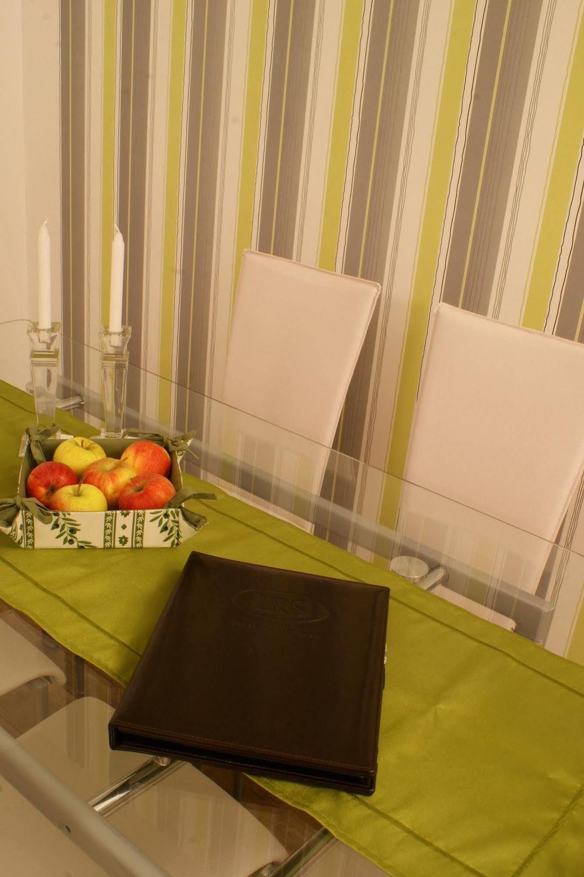 Irs Royal Apartments Apartamenty Irs Nadmorski Dwor Γκντανσκ Εξωτερικό φωτογραφία